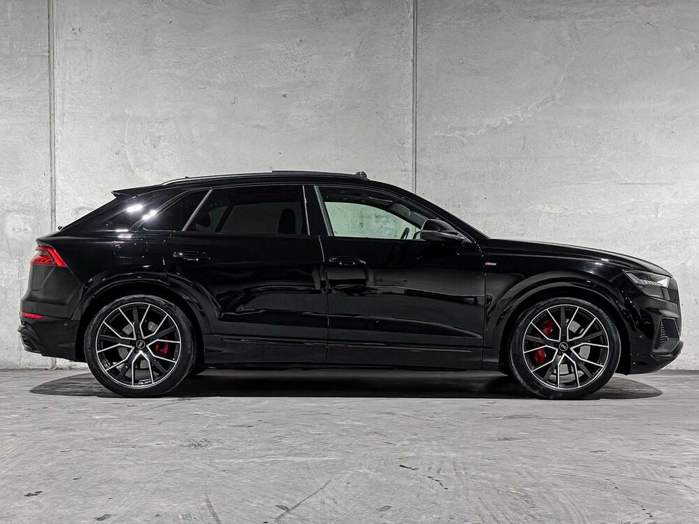 Audi Q8 55 TFSI e 3.0 V6 Quattro Pro Line 476pk 2021, L-766-SK