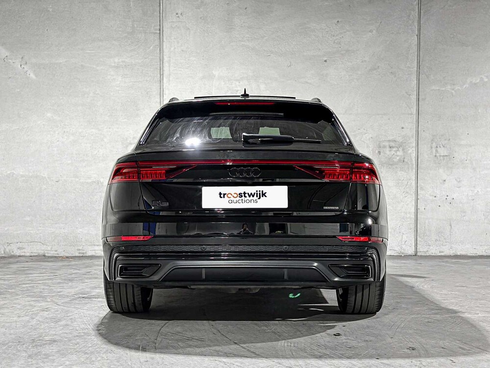 Audi Q8 55 TFSI e 3.0 V6 Quattro Pro Line 476pk 2021, L-766-SK