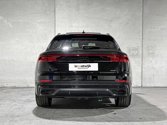 Audi Q8 55 TFSI e 3.0 V6 Quattro Pro Line 476pk 2021, L-766-SK