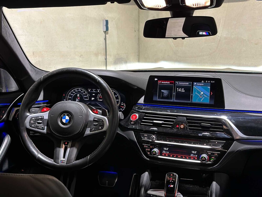 BMW M5 4.4 V8 M-Sport 600pk 2019 (Origineel-NL) 5-Serie, XR-334-D