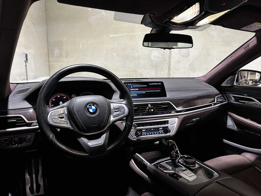 BMW 750Li xDrive High Executive 4.4 V8 7-serie G12 449pk 2017, XF-396-X