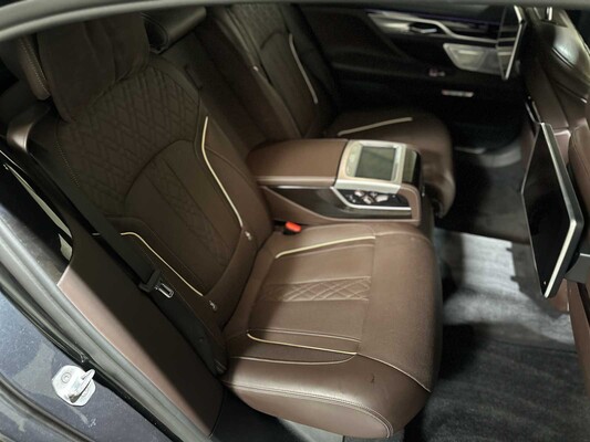BMW 750Li xDrive High Executive 4.4 V8 7-serie G12 449pk 2017, XF-396-X