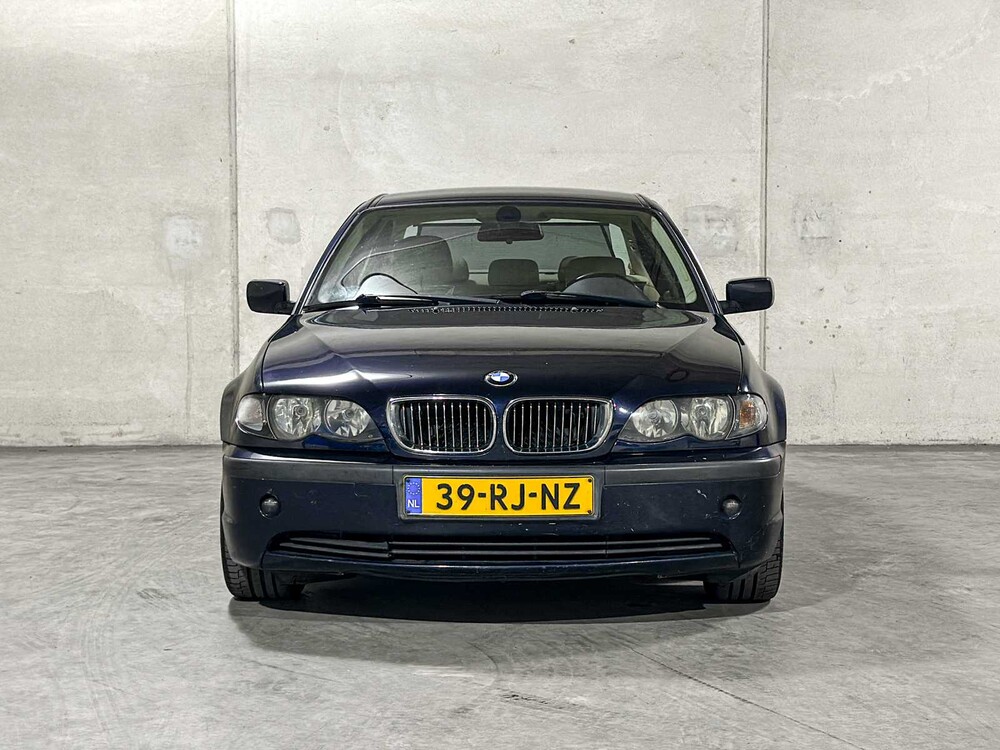 BMW 320i Executive 3-serie 170PK 2005 (Origineel-NL), 39-RJ-NZ 