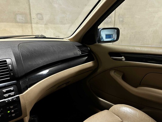 BMW 320i Executive 3-Series 170HP 2005 (Original-NL), 39-RJ-NZ