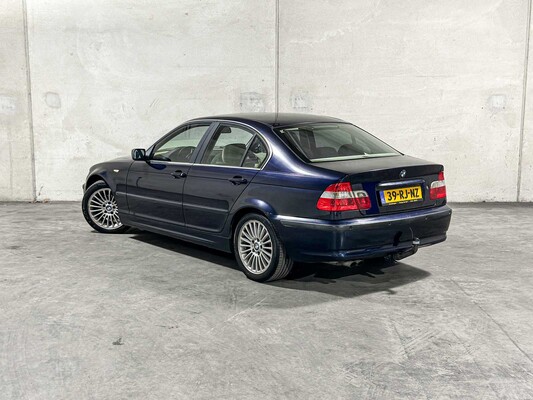 BMW 320i Executive 3-serie 170PK 2005 (Origineel-NL), 39-RJ-NZ