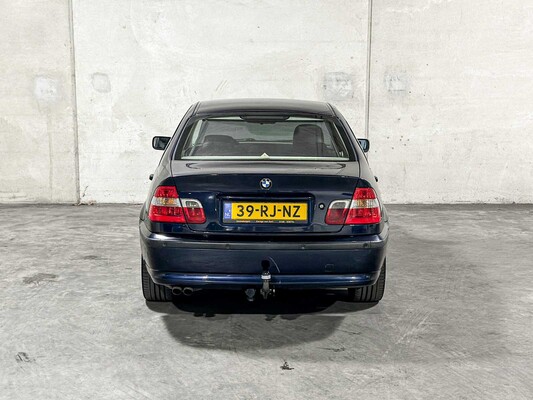 BMW 320i Executive 3-serie 170PK 2005 (Origineel-NL), 39-RJ-NZ