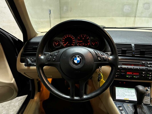 BMW 320i Executive 3-serie 170PK 2005 (Origineel-NL), 39-RJ-NZ