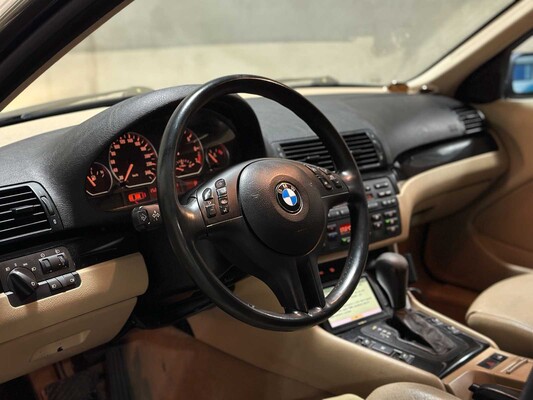 BMW 320i Executive 3-serie 170PK 2005 (Origineel-NL), 39-RJ-NZ