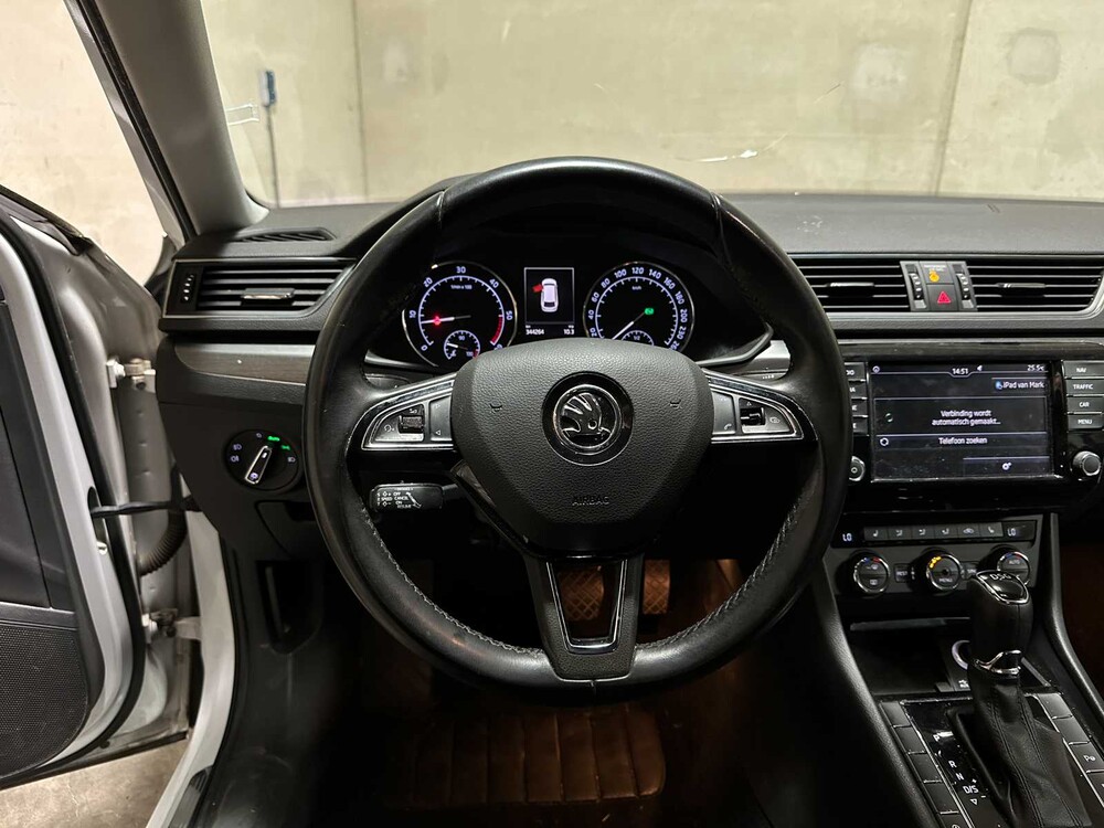 Skoda Superb Combi 1.6 TDI Style Business 120pk 2016 (Origineel-NL), KG-068-Z