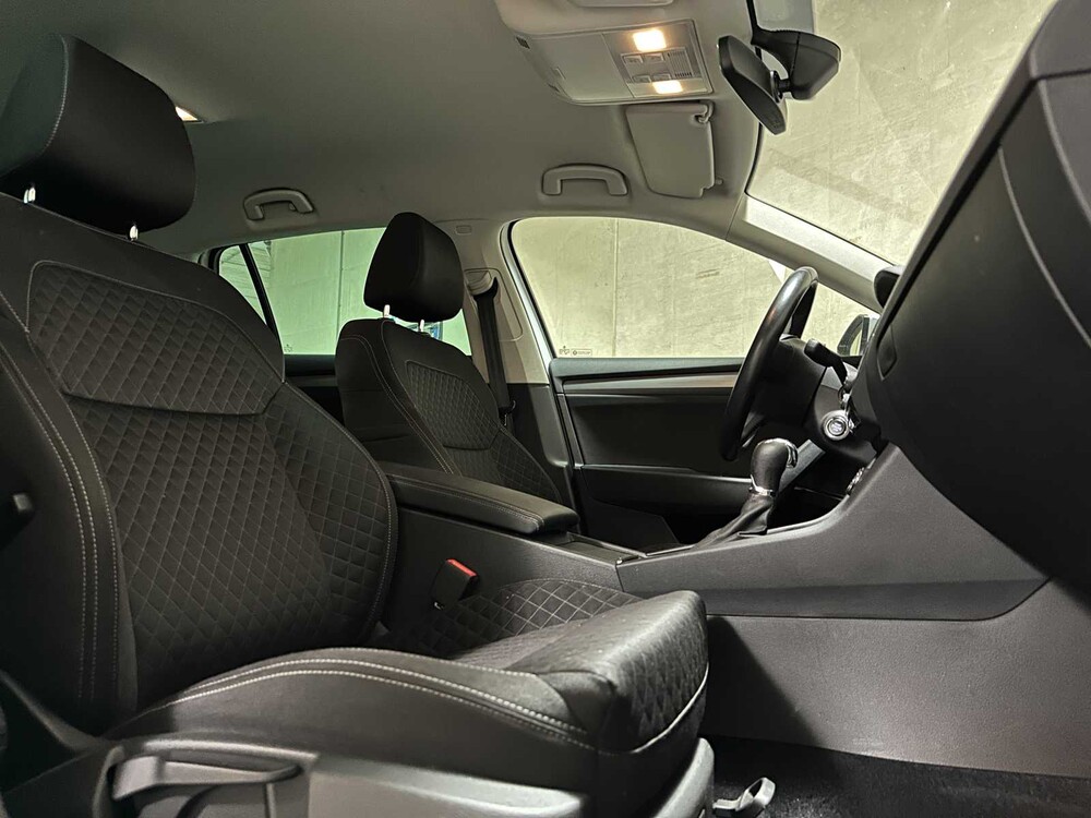 Skoda Superb Combi 1.6 TDI Style Business 120pk 2016 (Origineel-NL), KG-068-Z