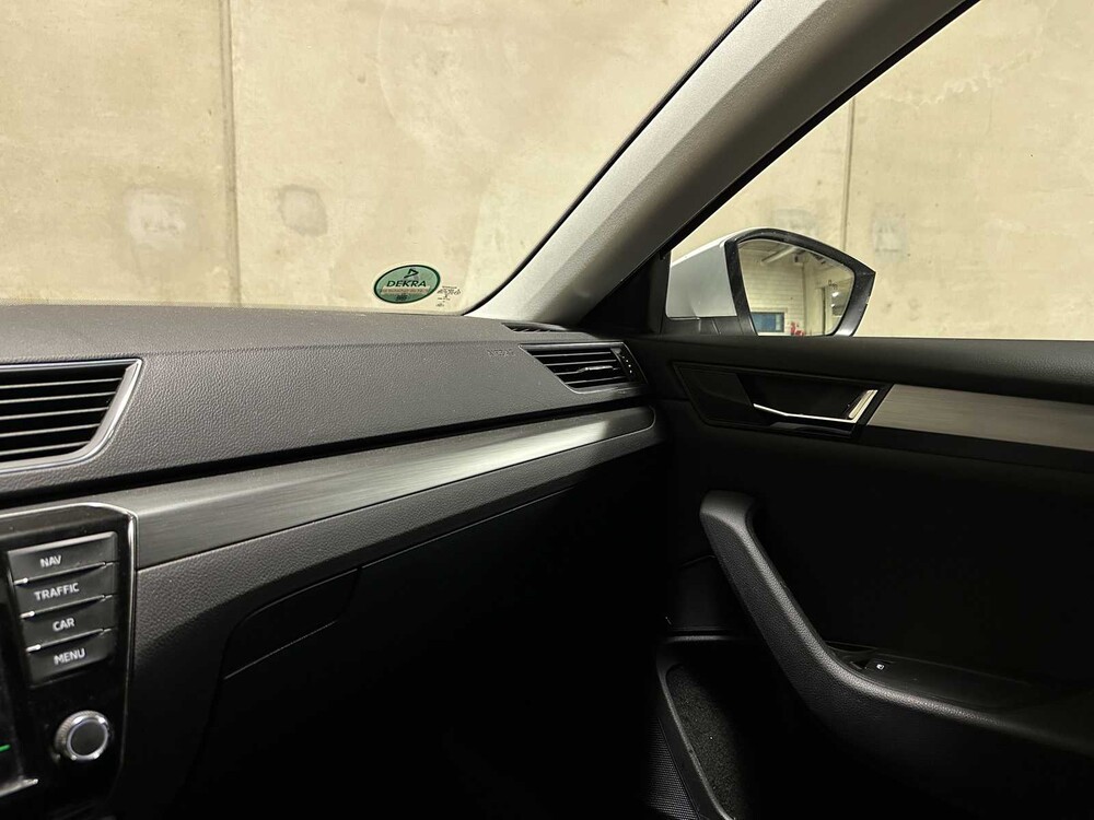 Skoda Superb Combi 1.6 TDI Style Business 120pk 2016 (Origineel-NL), KG-068-Z
