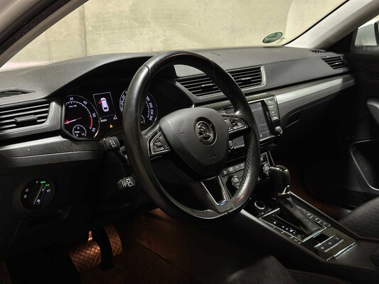 Skoda Superb Combi 1.6 TDI Style Business 120pk 2016 (Origineel-NL), KG-068-Z
