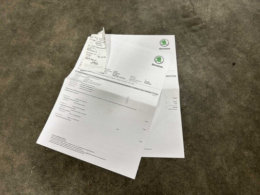 Skoda Superb Combi 1.6 TDI Style Business 120pk 2016 (Origineel-NL), KG-068-Z
