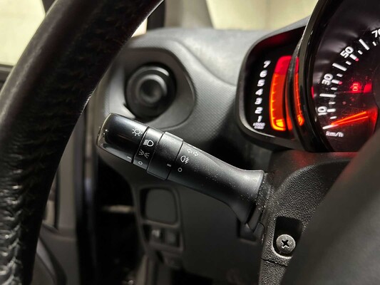 Citroen C1 1.0 VTi Feel 72hp 2020 (Original-NL + 1st owner), H-148-BX