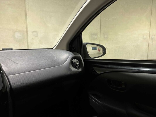 Citroen C1 1.0 VTi Feel 72pk 2020 (Origineel-NL + 1e eigenaar), H-148-BX