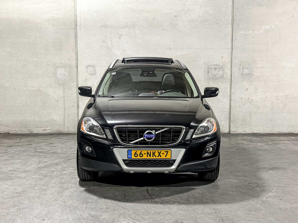 Volvo XC60 2.4 D5 AWD R-Design 205pk 2010, 66-NKX-7 