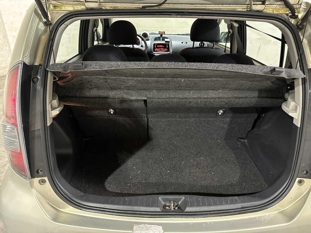 Daihatsu Sirion 2 1.3-16V Comfort 90pk 2005 (Origineel-NL) Automaat, 41-RP-TZ