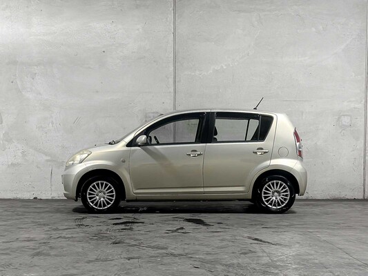 Daihatsu Sirion 2 1.3-16V Comfort 90pk 2005 (Origineel-NL) Automaat, 41-RP-TZ