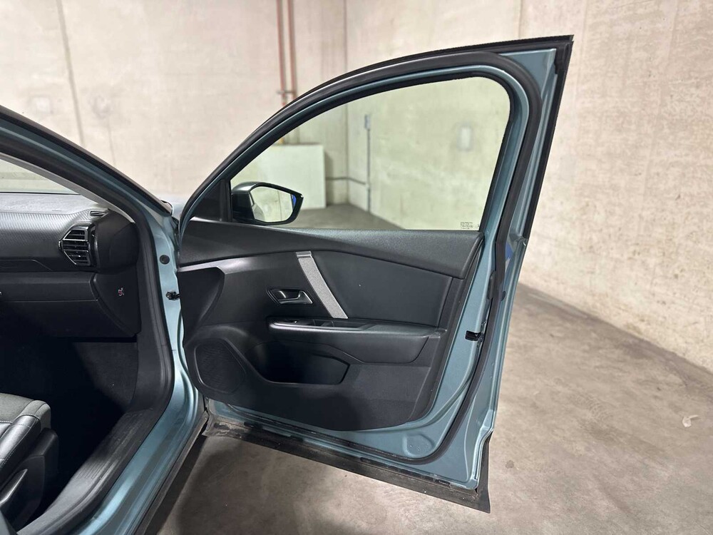 Citroen C4 1.2 Puretech Shine 131pk 2021, T-016-BX