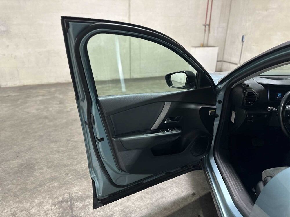 Citroen C4 1.2 Puretech Shine 131pk 2021, T-016-BX
