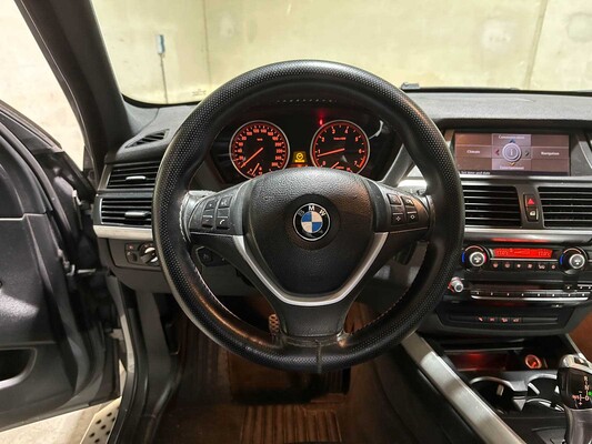 BMW X5 xDrive48i 4.8 V8 E70 355pk 2007, P-834-RB Youngtimer