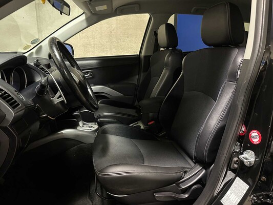 Mitsubishi Outlander 2.0 Intro Edition 147pk 2010 (Origineel-NL) Automaat, 43-NTH-8