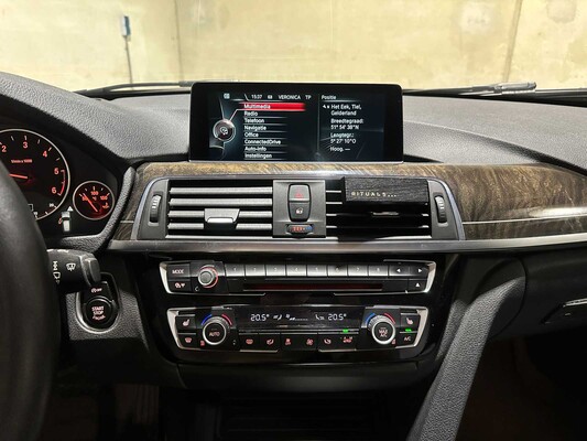 BMW 335d xDrive Touring Luxury 313pk 2015 3-serie, TF-222-V