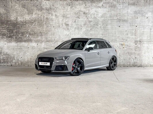 Luxury en sports cars te Milsbeek