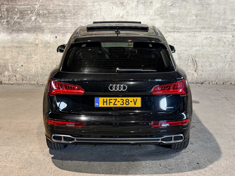 Audi Q5 55 TFSI e quattro Competition 367pk 2020, HFZ-38-V