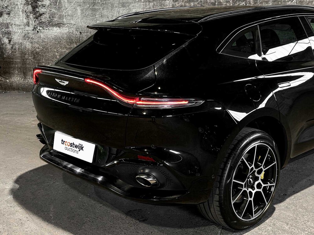 Aston Martin DBX 4.0 V8 1913 551pk 2020 (1 OF 500), HNT-92-V