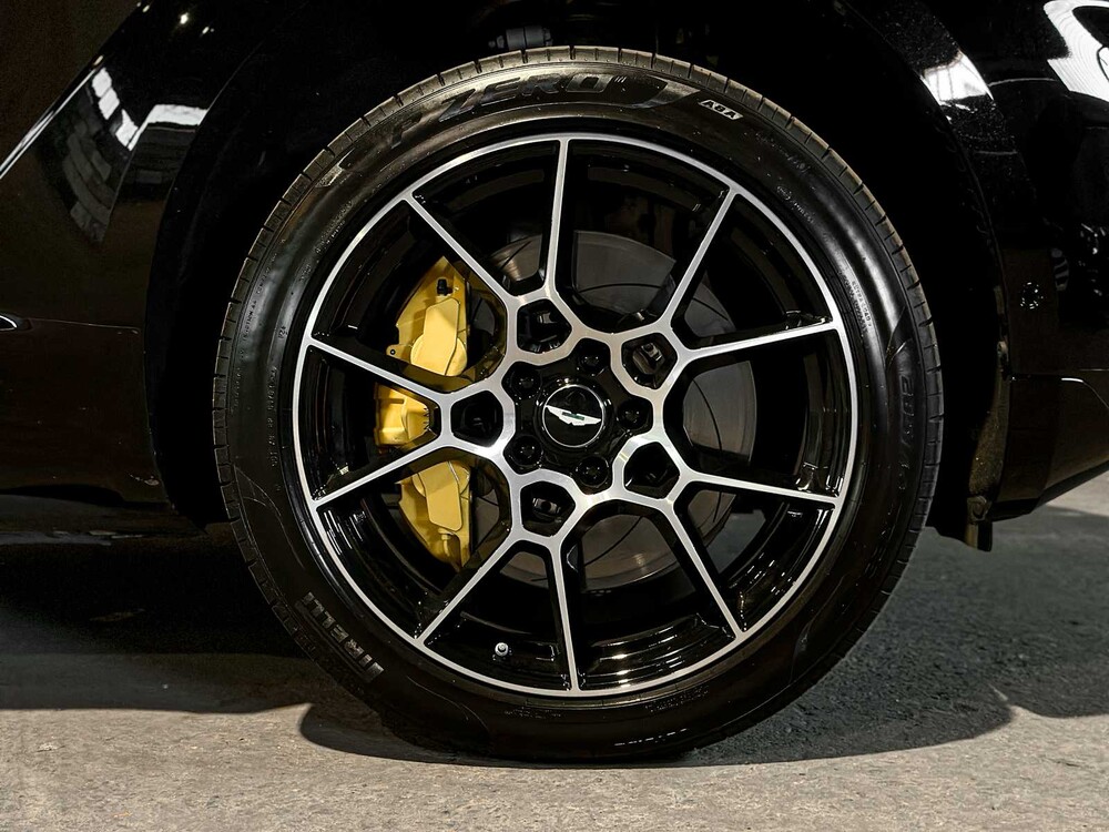 Aston Martin DBX 4.0 V8 1913 551pk 2020 (1 OF 500), HNT-92-V