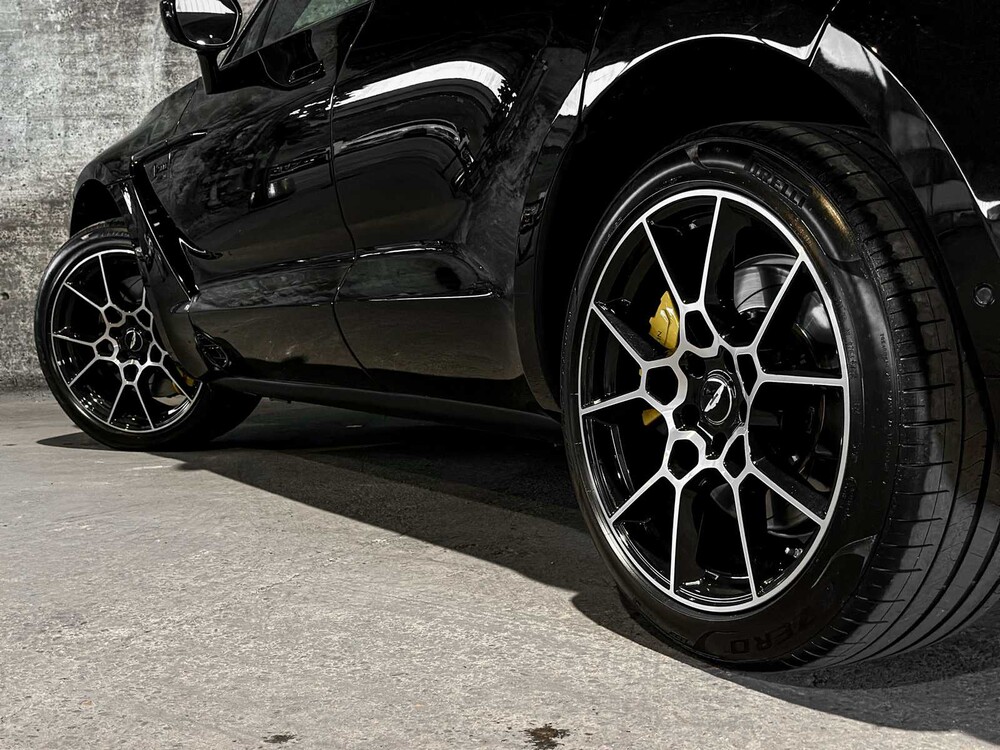 Aston Martin DBX 4.0 V8 1913 551pk 2020 (1 OF 500), HNT-92-V