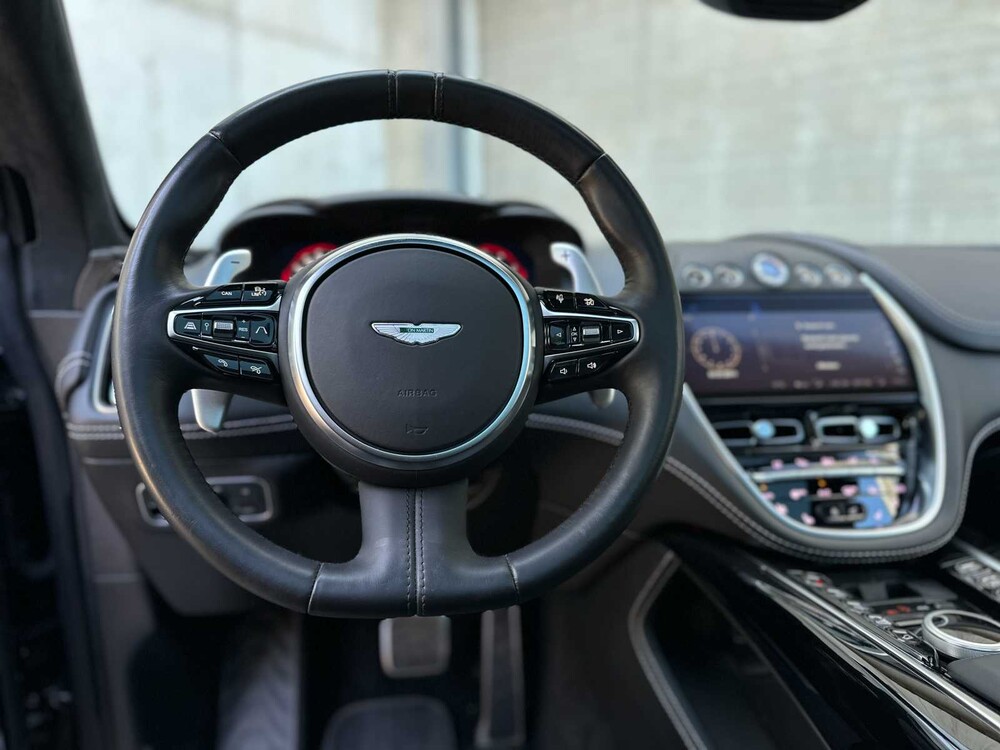 Aston Martin DBX 4.0 V8 1913 551pk 2020 (1 OF 500), HNT-92-V