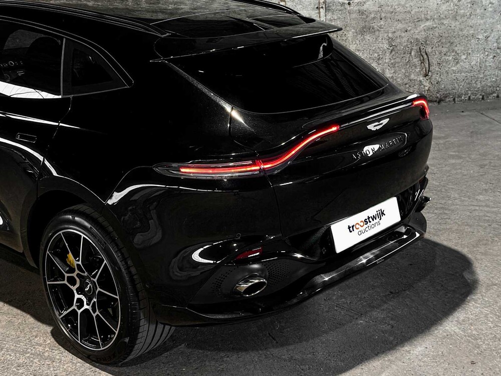 Aston Martin DBX 4.0 V8 1913 551pk 2020 (1 OF 500), HNT-92-V