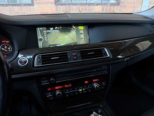 BMW 750Li xDrive 4.4 V8 7-serie 408pk 2012