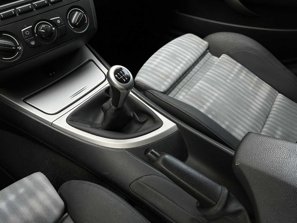 BMW 118i 129pk 2006 1-serie (Origineel-NL), 56-SK-GG