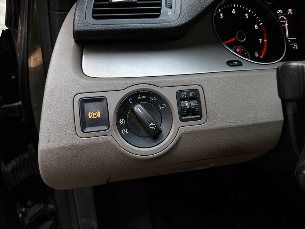 Volkswagen Passat Variant 1.4 TSI Comfl BlueMotion 122pk 2010 (Origineel-NL), 86-LFP-6