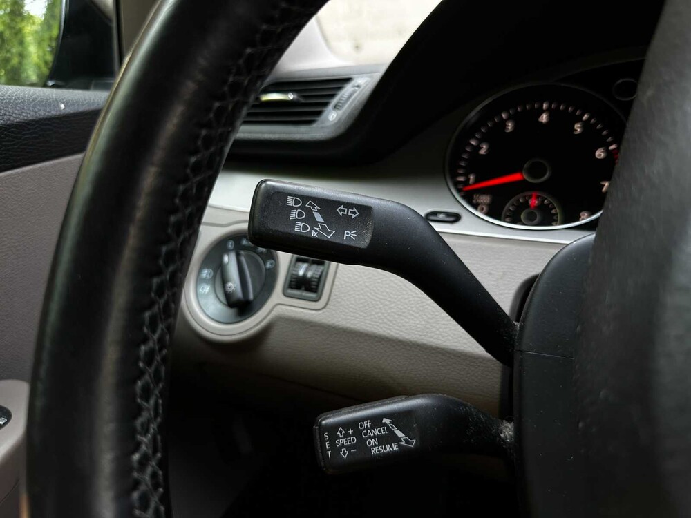 Volkswagen Passat Variant 1.4 TSI Comfl BlueMotion 122pk 2010 (Origineel-NL), 86-LFP-6