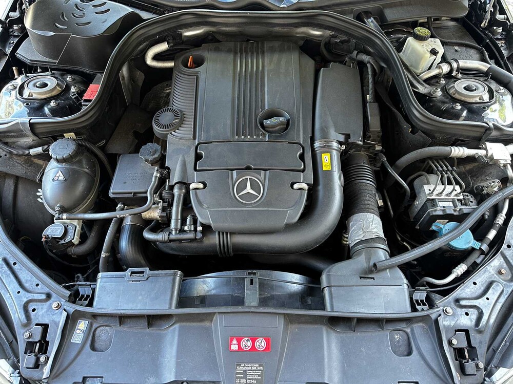 Mercedes-Benz E200 Estate CGI Business Class Avantgarde E-klasse 184pk 2012, 7-KHJ-54