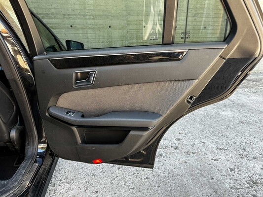 Mercedes-Benz E200 Estate CGI Business Class Avantgarde E-klasse 184pk 2012, 7-KHJ-54