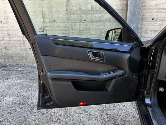 Mercedes-Benz E200 Estate CGI Business Class Avantgarde E-klasse 184pk 2012, 7-KHJ-54