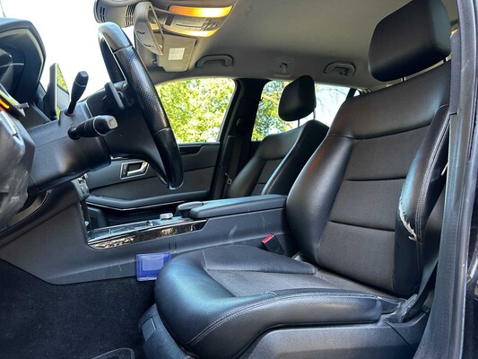 Mercedes-Benz E200 Estate CGI Business Class Avantgarde E-klasse 184pk 2012, 7-KHJ-54