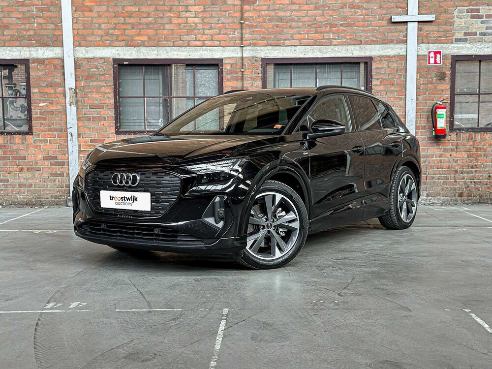 Audi Q4 e-tron 50 quattro Launch Edition S Competition 77 kWh 299pk 2022 (Origineel-NL + 1e eigenaar), P-122-GB 