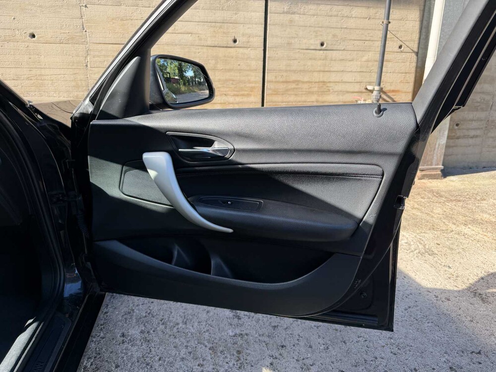 BMW 116i Sport 1-serie 109pk 2016, NL-656-X
