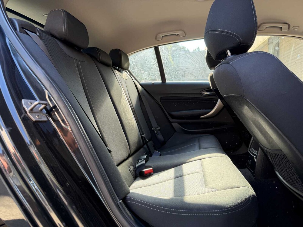 BMW 116i Sport 1-serie 109pk 2016, NL-656-X