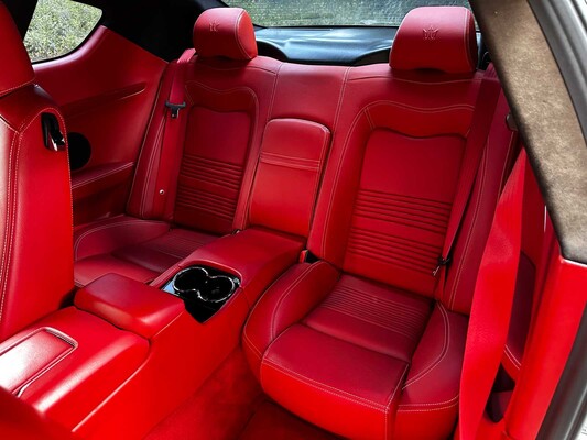 Maserati Granturismo S 4.7 V8 440pk MC Shift 440pk 2009