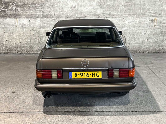 Mercedes-Benz SE W126 107pk 1982, X-916-HG