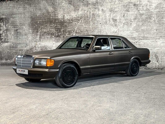 Mercedes-Benz SE W126 107pk 1982, X-916-HG