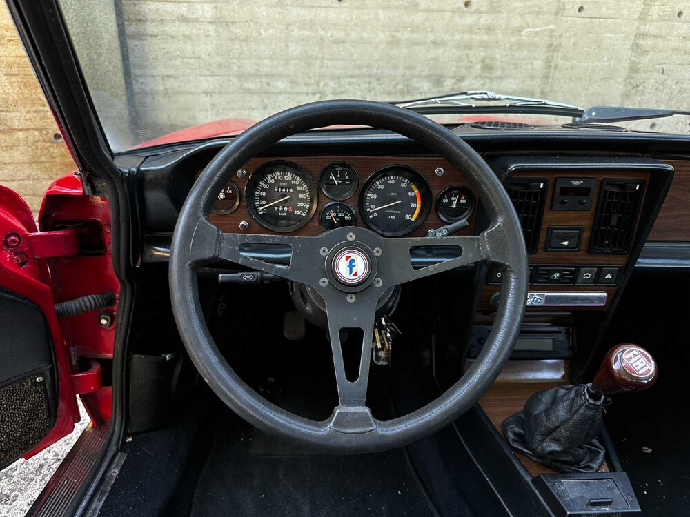 Fiat Spider 2000 H5 105pk 1983, 77-XR-TP 