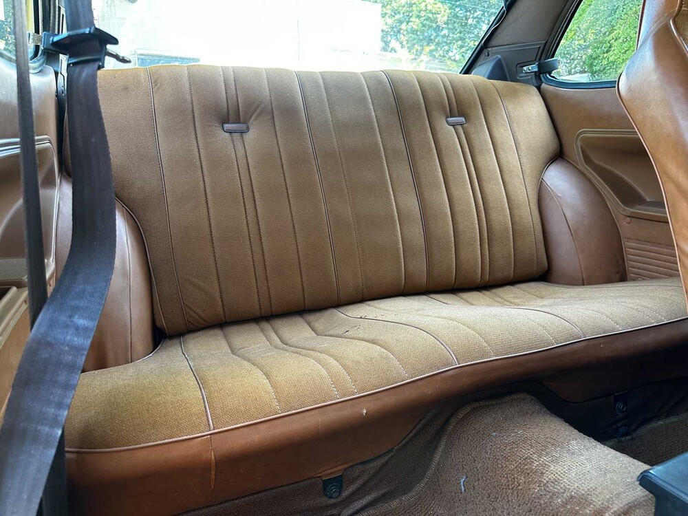 Toyota Carina 1600 de Luxe automatic 75pk 1976